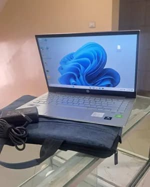 HP Pavilion Core i5 16GB 512GB