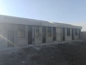 Service Houses for Sale 200m2