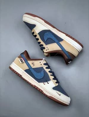 Stussy x Nike SB Dunk Low
