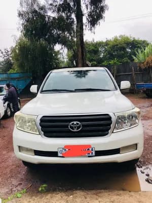 Toyota Land Cruiser 2009 V8 Manual