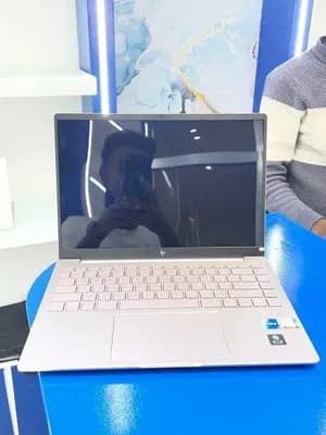 HP Pavilion Plus 14 i5 Laptop