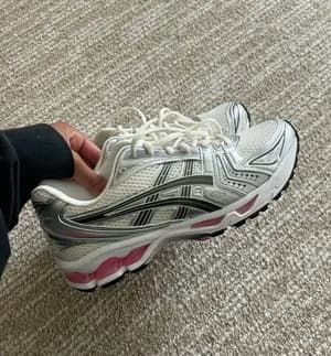 ASICS Gel Kayano 14 Sweet Pink