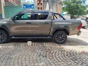 Toyota Hilux Invincible Double Cab 2022