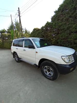 Toyota Land Cruiser 105 2005