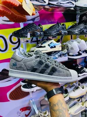 Old Skul Sneakers