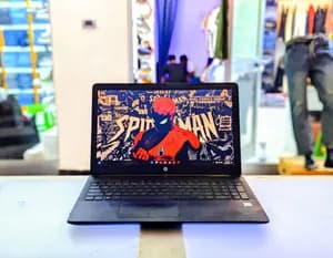 HP Notebook 15 i5 8GB 256GB