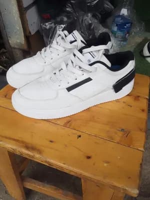 Xtep Comfort Sneakers Size 42