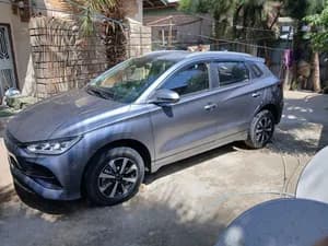 BYD e2