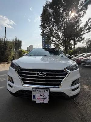 tucson 2019 automatic