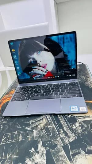 Huawei MateBook i7 Ultrabook 16GB 512GB
