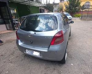 TOYOTA Yares erop