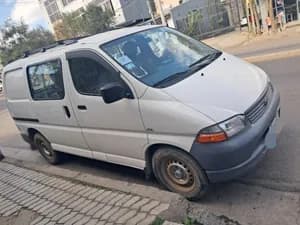 2005 Toyota Van