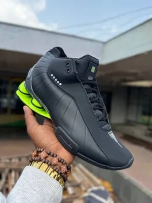 Nike Shox Men's Shoe's Europe