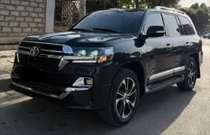 Toyota Land Cruiser 2016 Diesel Automatic