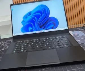 Razer Blade 15 i7 RTX 2080