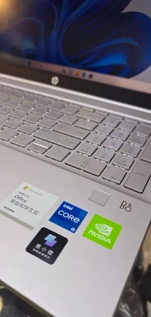 HP Pavilion 2024 16GB 512GB