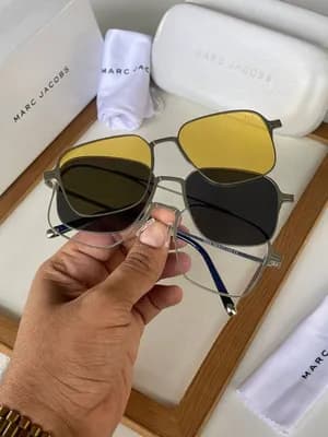 Marc Jacobs Blue Light Filter Shades
