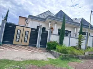 Summit 72 Villa House for Sale