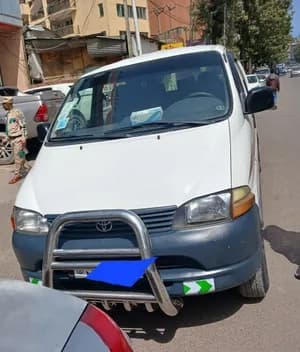 Toyota D4D Half Van 2006