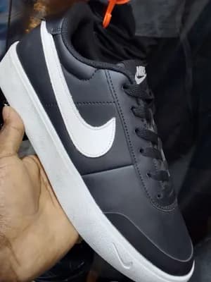 Nike Black Sneakers Size 43