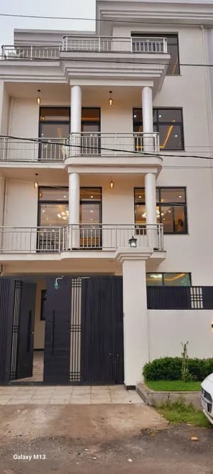 Modern G+3 House in Ayat