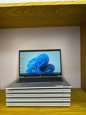 HP EliteBook 830 G8 i7 Touch