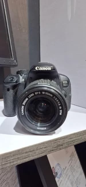 Canon EOS 700D with 18-55mm Lens