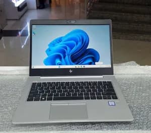 HP EliteBook 830 G5 i5 16GB 512GB