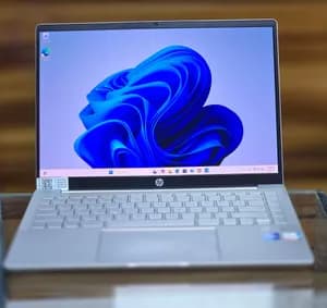 HP Pavilion Plus i7 16GB 512GB