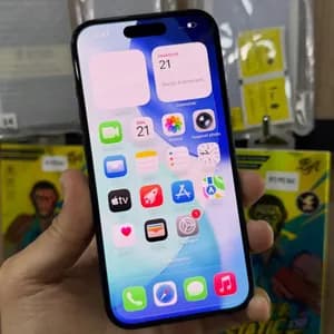 iPhone 15 128GB