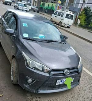 Toyota Yaris Compact 2015 1.3L