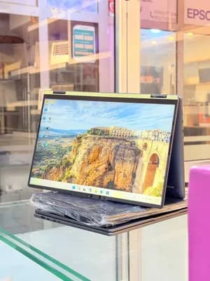 Lenovo Yoga Ultra 7 2-in-1 Laptop