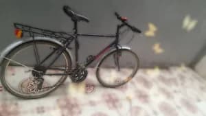 Black City Bicycle