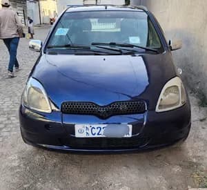 Toyota Vitz 2000 1.0L
