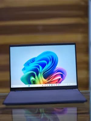 HP OmniBook x Flip laptop Ai (Touch & 2-in-1)