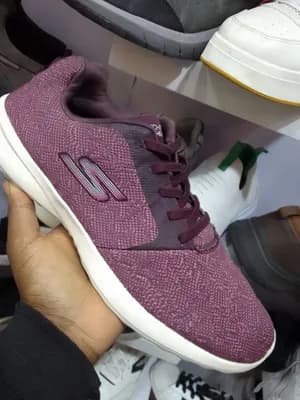 Skechers Sneakers Size 43