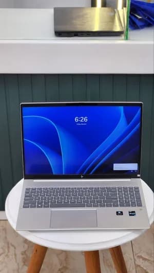 HP Notebook 15 i5 16GB 1TB