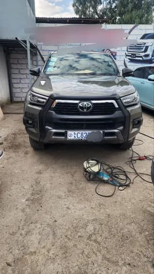 Toyota Hilux Invincible X-Cab 2021