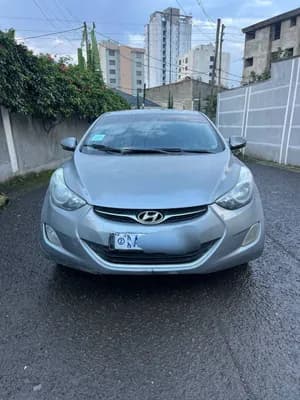 Hyundai Avante 2012 Automatic