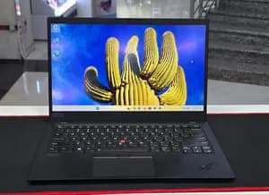 Lenovo ThinkPad X1 Carbon Laptop