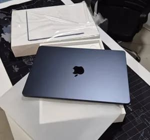 Apple MacBook Air M2 2022
