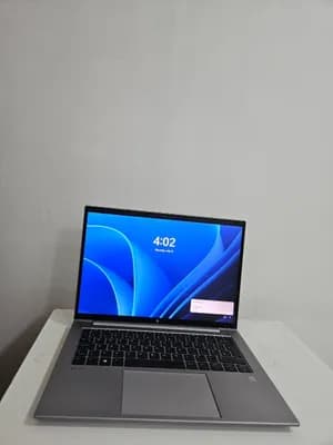 HP ZBook Firefly 14 G10 Laptop