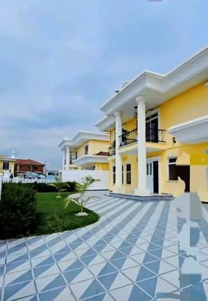 G+1 House for Sale in Tafo
