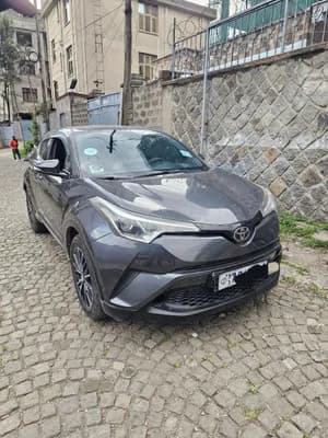 Toyota CHR 2017 1.2T AWD