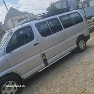 Toyota 2TL Diesel Van