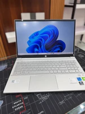 HP Pavilion i5 12th Gen 16GB 512GB