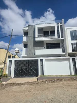 Modern G+3 House 250 sqm