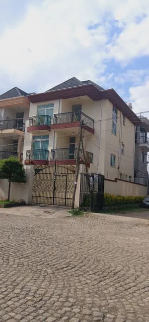 House for Sale in Summit 175 sqm