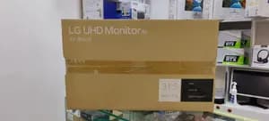 LG UHD 32" 4K Monitor