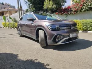 Volkswagen ID6 Crozz Pro 2023